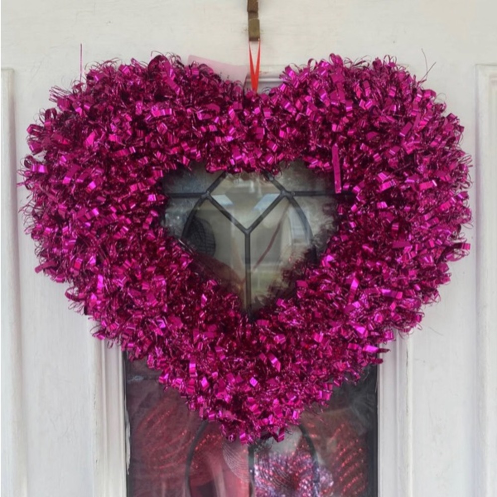14”  Magenta Tinsel Heart Valentines Day Wreath, Heart Door Hanger